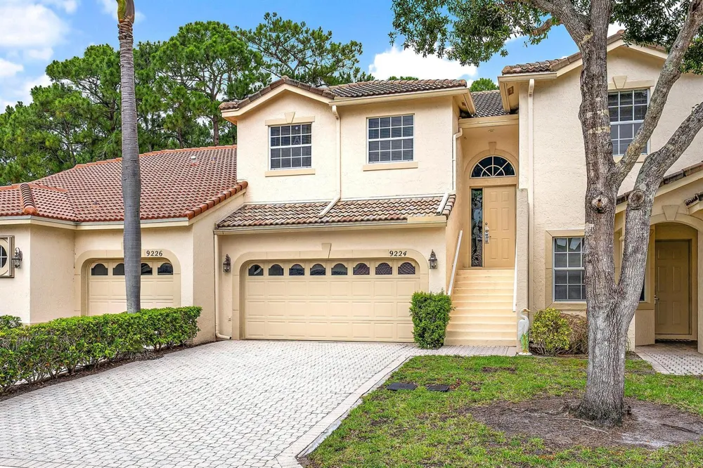 9224 Wentworth Lane Port St. Lucie, FL 34986