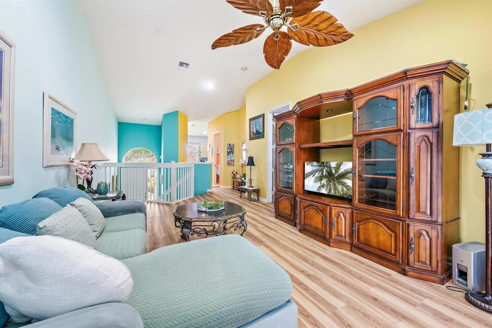 9224 Wentworth Lane Port St. Lucie, FL 34986