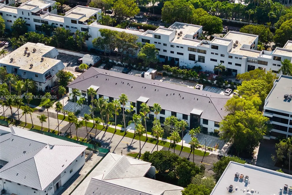 202 Sunrise Dr #202B Key Biscayne, FL 33149