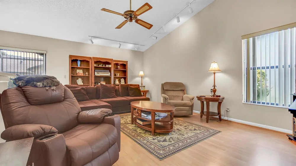 2345 NW 95th Terrace Coral Springs, FL 33065