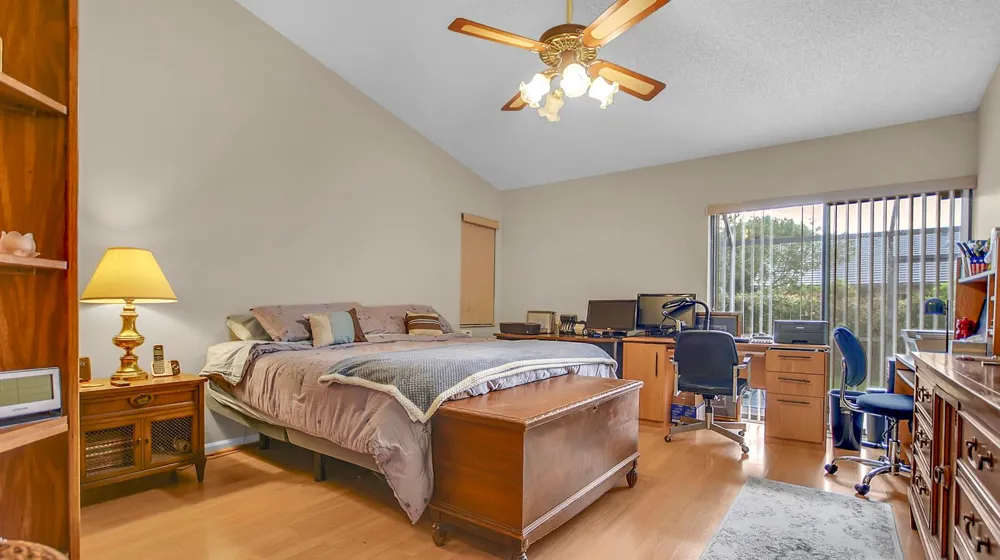 2345 NW 95th Terrace Coral Springs, FL 33065