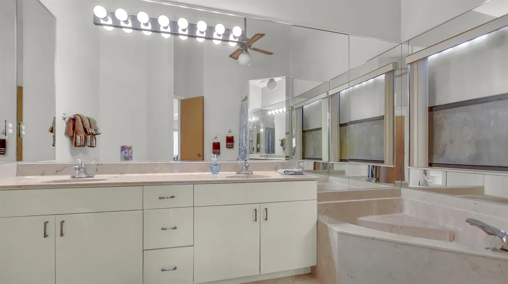 2345 NW 95th Terrace Coral Springs, FL 33065