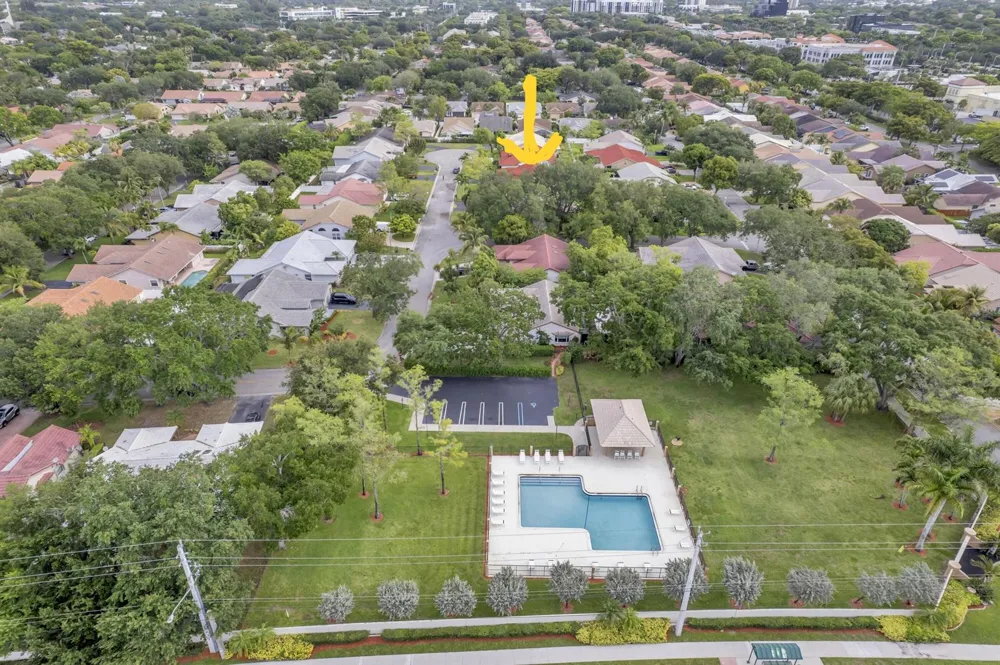 2345 NW 95th Terrace Coral Springs, FL 33065