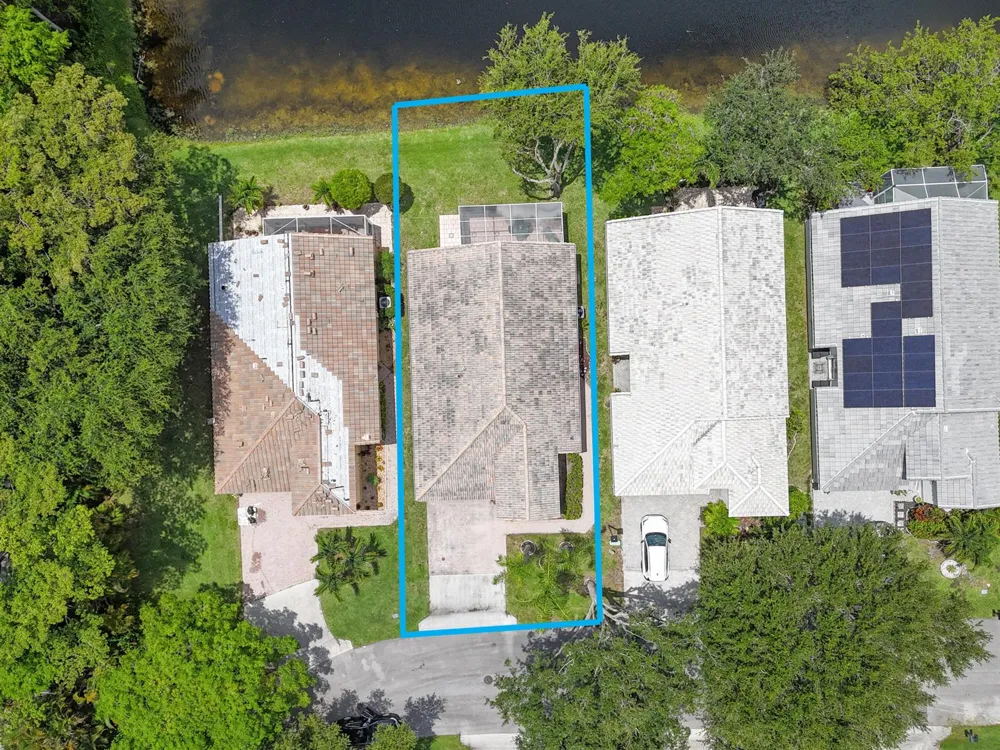 5006 Heron Court Coconut Creek, FL 33073