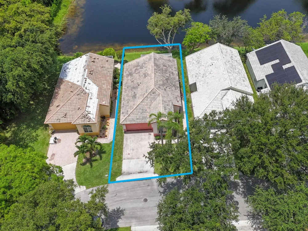 5006 Heron Court Coconut Creek, FL 33073