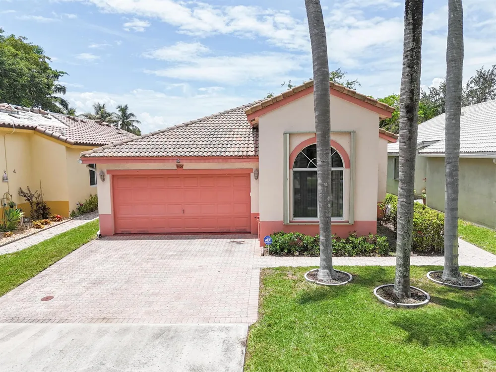5006 Heron Court Coconut Creek, FL 33073