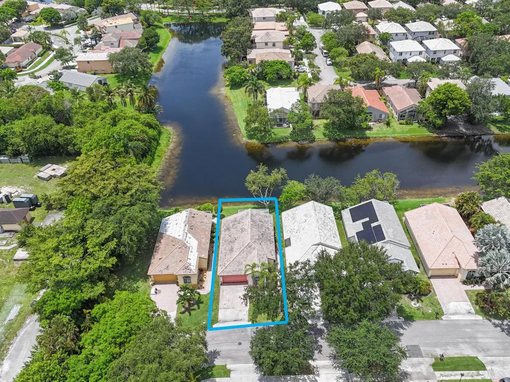 5006 Heron Court Coconut Creek, FL 33073