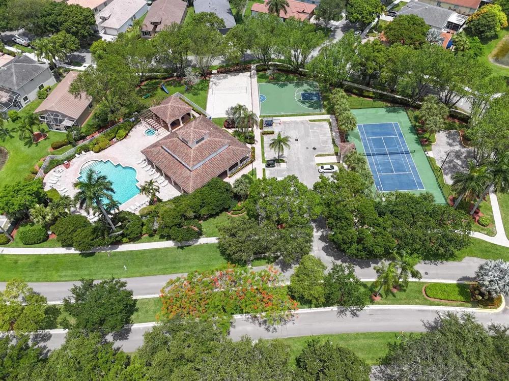 5006 Heron Court Coconut Creek, FL 33073