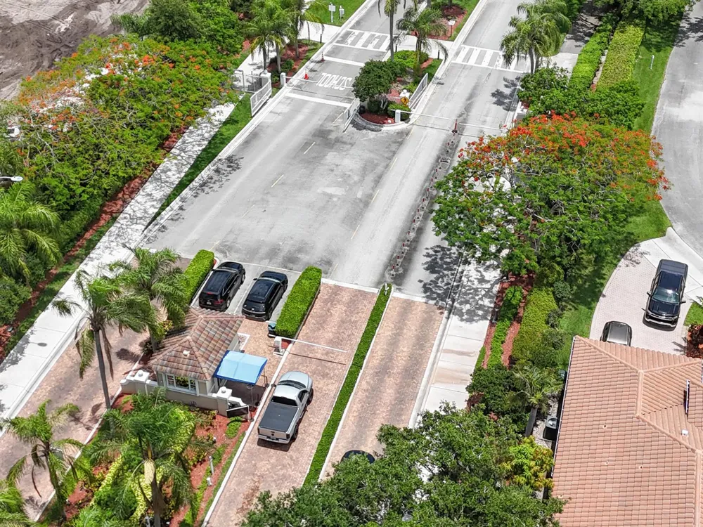 5006 Heron Court Coconut Creek, FL 33073