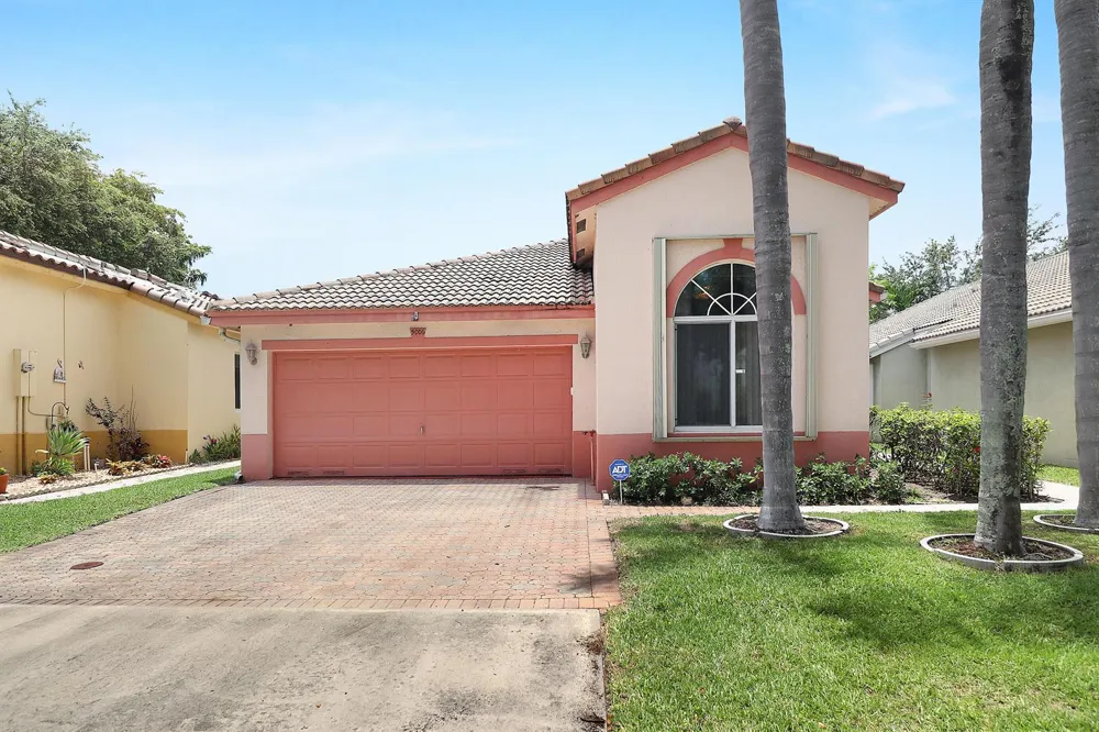 5006 Heron Court Coconut Creek, FL 33073