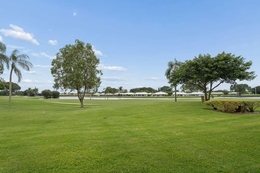 157 Atlantis Boulevard #103 Atlantis, FL 33462