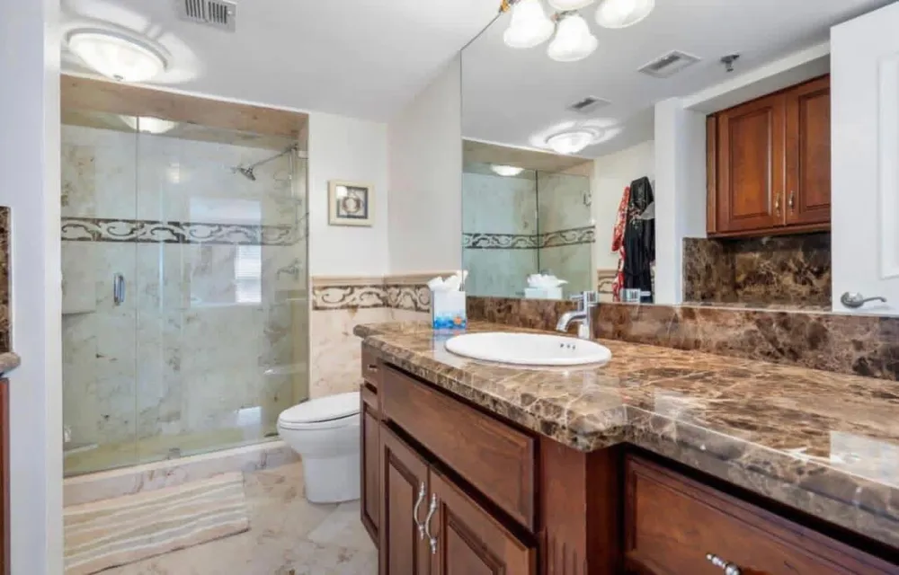 896 Federal Highway #132 Lantana, FL 33462