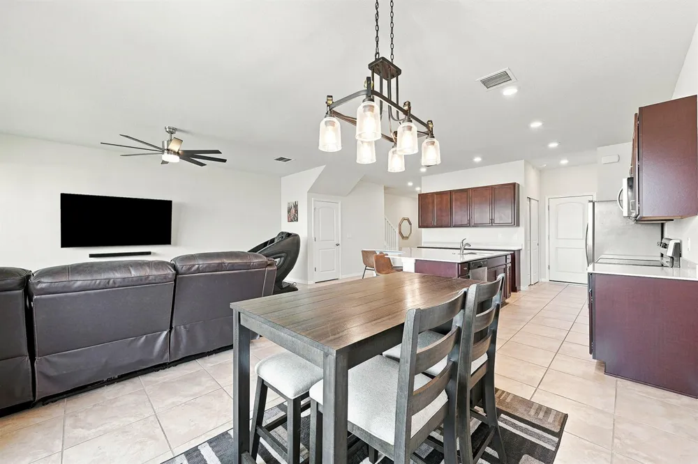 4480 W Appleton Cir W Oakland Park, FL 33309