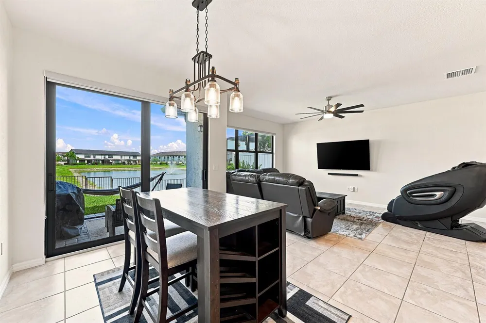 4480 W Appleton Cir W Oakland Park, FL 33309