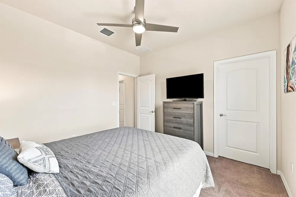 4480 W Appleton Cir W Oakland Park, FL 33309