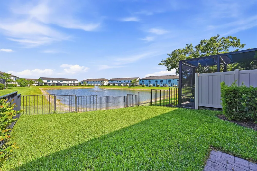 4480 W Appleton Cir W Oakland Park, FL 33309