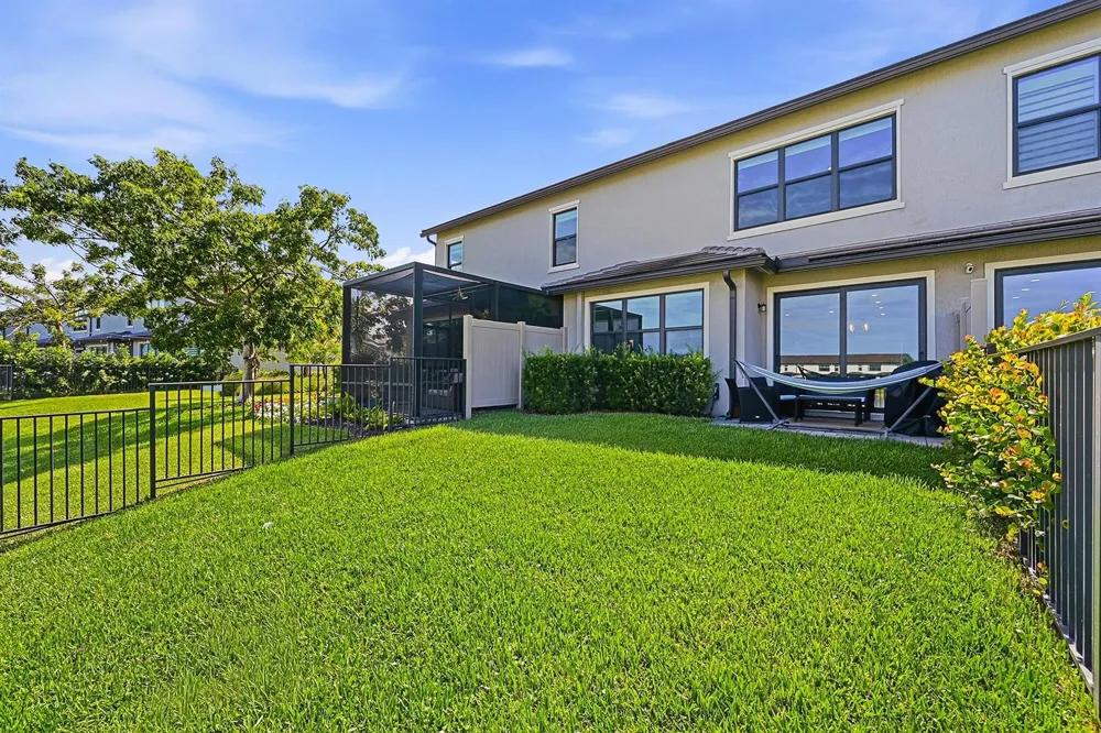 4480 W Appleton Cir W Oakland Park, FL 33309