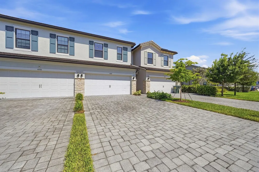 4480 W Appleton Cir W Oakland Park, FL 33309