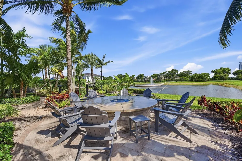 4480 W Appleton Cir W Oakland Park, FL 33309