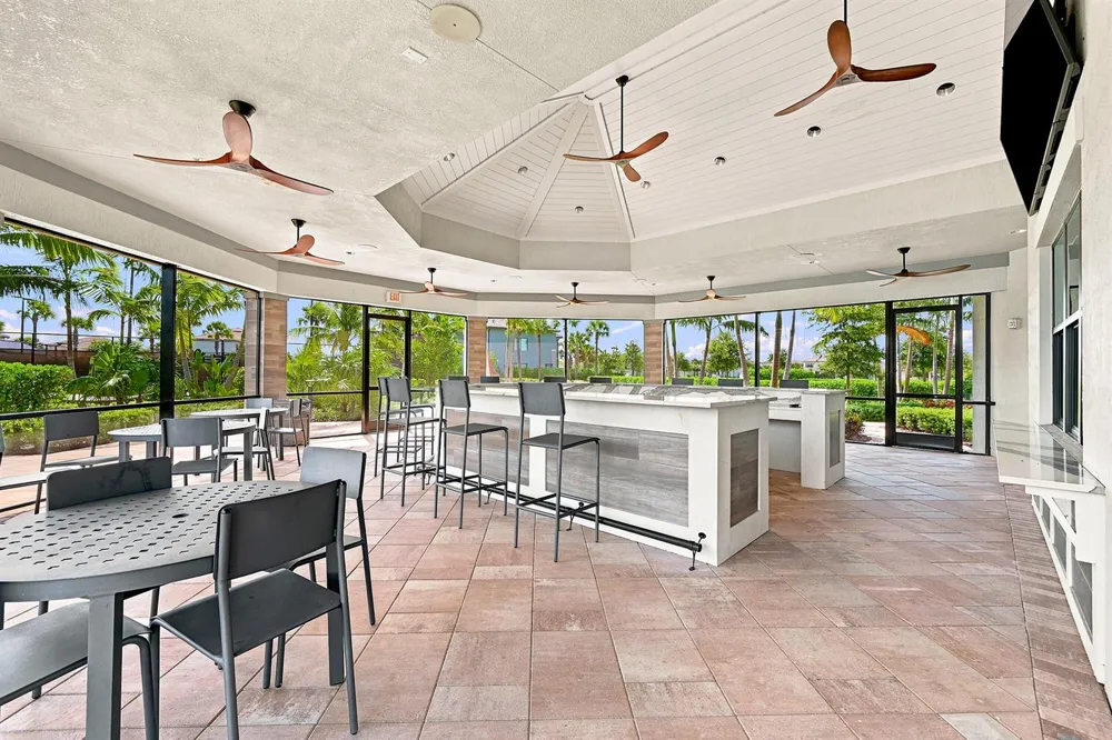 4480 W Appleton Cir W Oakland Park, FL 33309