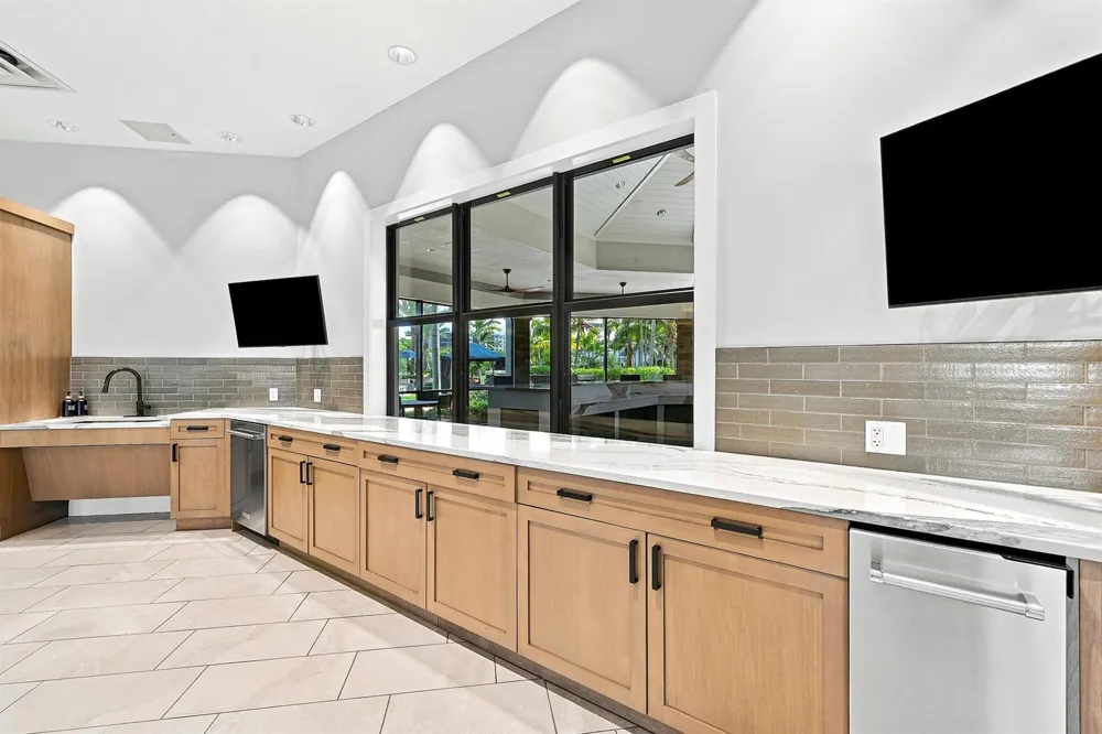 4480 W Appleton Cir W Oakland Park, FL 33309