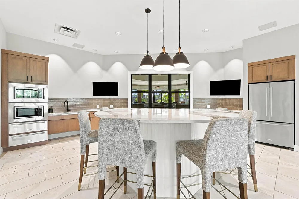4480 W Appleton Cir W Oakland Park, FL 33309