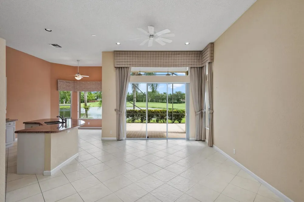 10911 Royal Devon Way Lake Worth, FL 33449