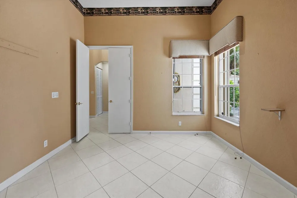 10911 Royal Devon Way Lake Worth, FL 33449