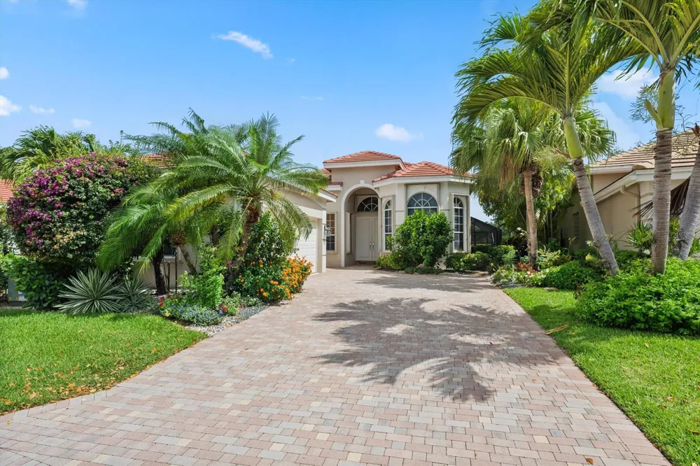 10911 Royal Devon Way Lake Worth, FL 33449