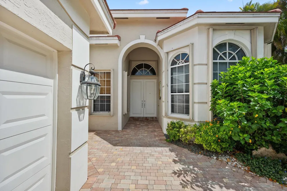 10911 Royal Devon Way Lake Worth, FL 33449