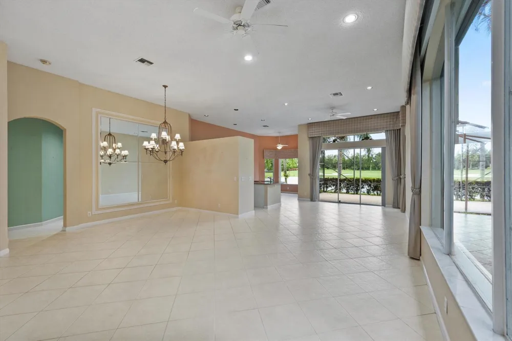 10911 Royal Devon Way Lake Worth, FL 33449
