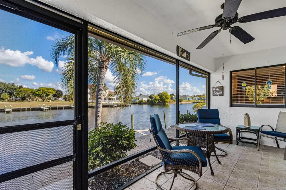 3831 SE 11th Place #101 Cape Coral, FL 33904