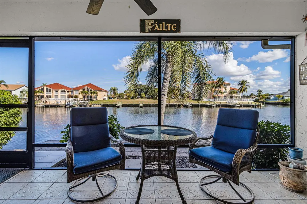 3831 SE 11th Place #101 Cape Coral, FL 33904