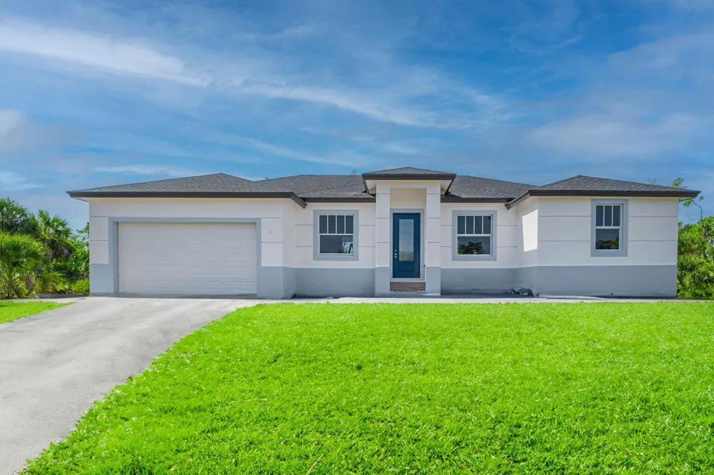 15245 Brainbridge Circle Port Charlotte, FL 33981