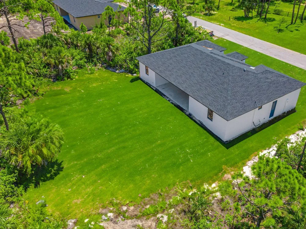 15245 Brainbridge Circle Port Charlotte, FL 33981