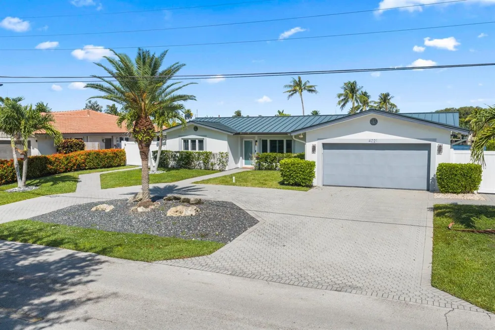 4021 NE 27th Terrace Lighthouse Point, FL 33064