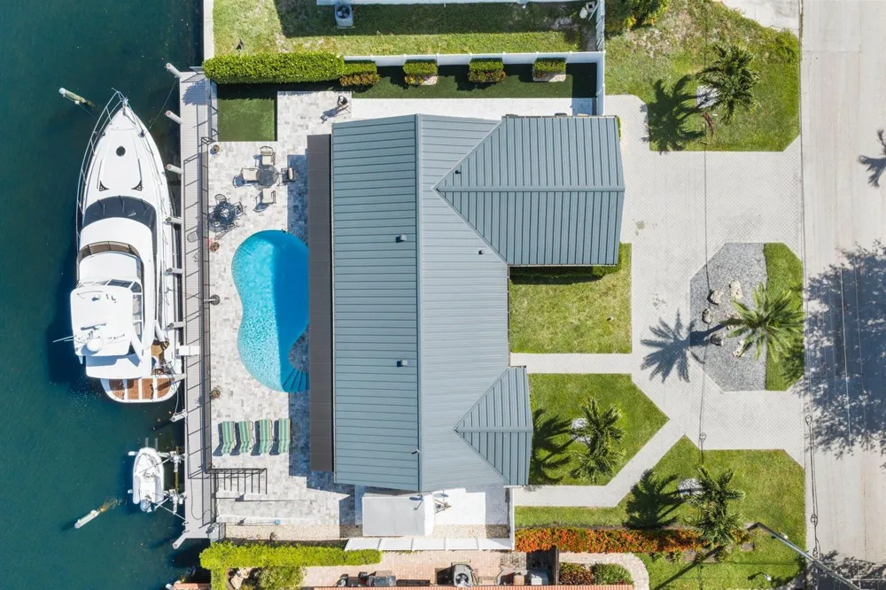 4021 NE 27th Terrace Lighthouse Point, FL 33064