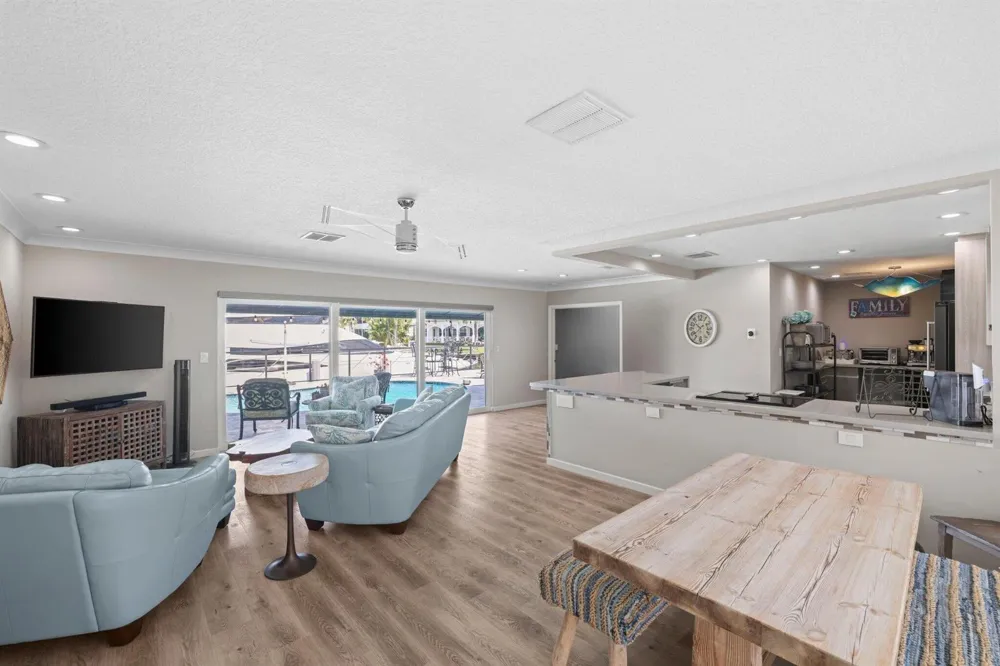4021 NE 27th Terrace Lighthouse Point, FL 33064