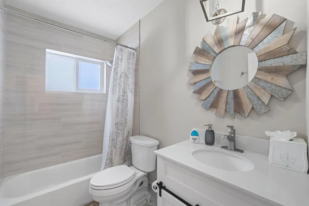 4021 NE 27th Terrace Lighthouse Point, FL 33064