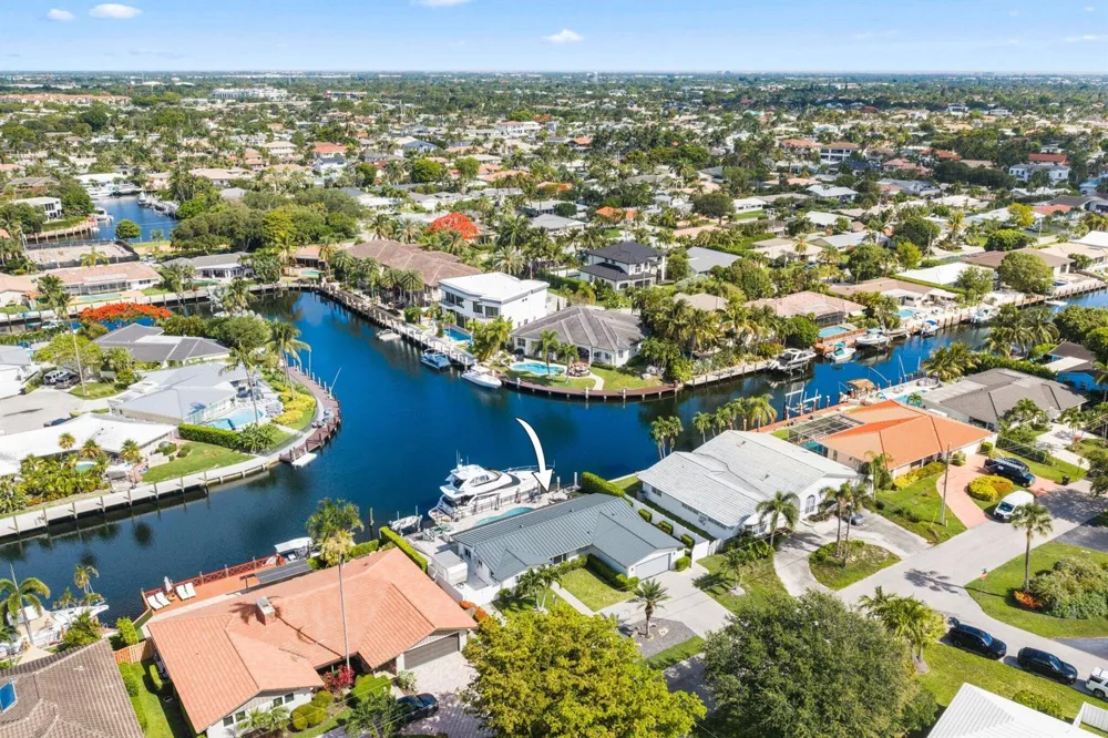 4021 NE 27th Terrace Lighthouse Point, FL 33064
