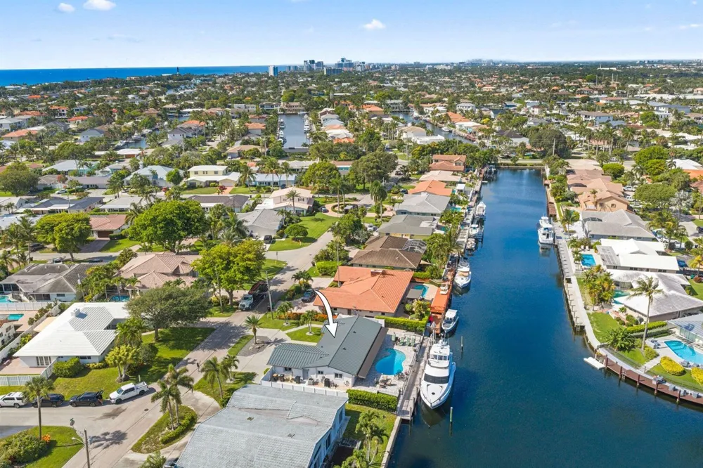 4021 NE 27th Terrace Lighthouse Point, FL 33064