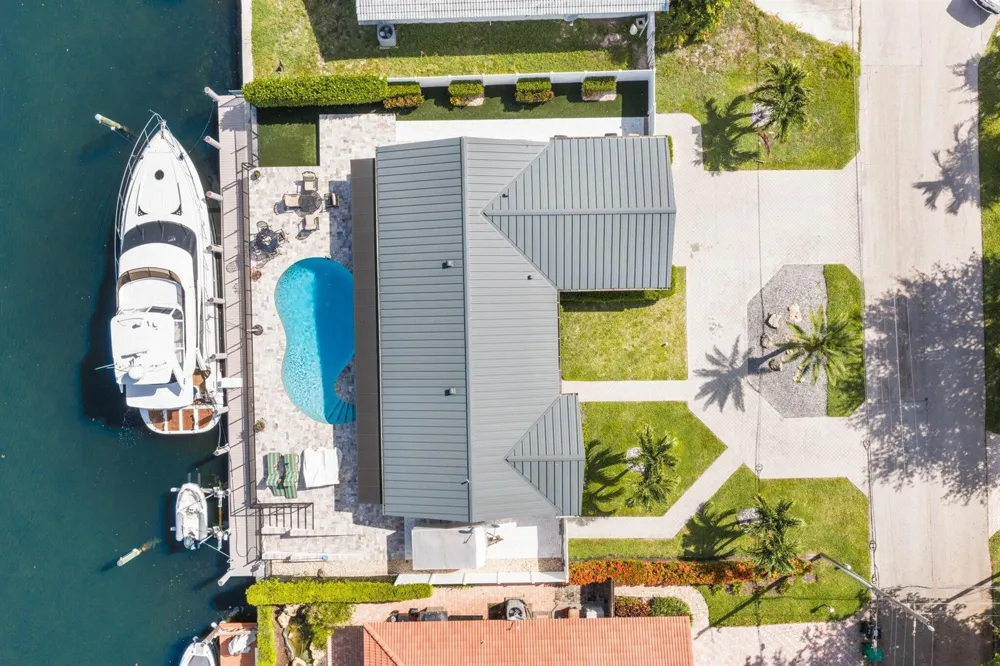 4021 NE 27th Terrace Lighthouse Point, FL 33064