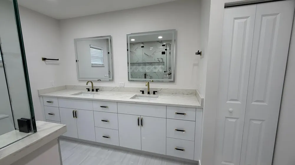 2521 NE 45th Street Lighthouse Point, FL 33064