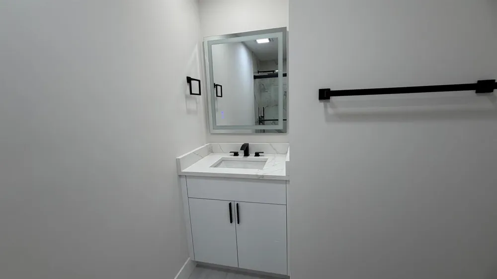 2521 NE 45th Street Lighthouse Point, FL 33064