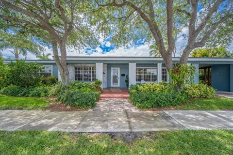 2201 Lakeside Drive