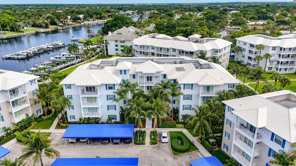 712 Bay Colony Drive S Juno Beach, FL 33408