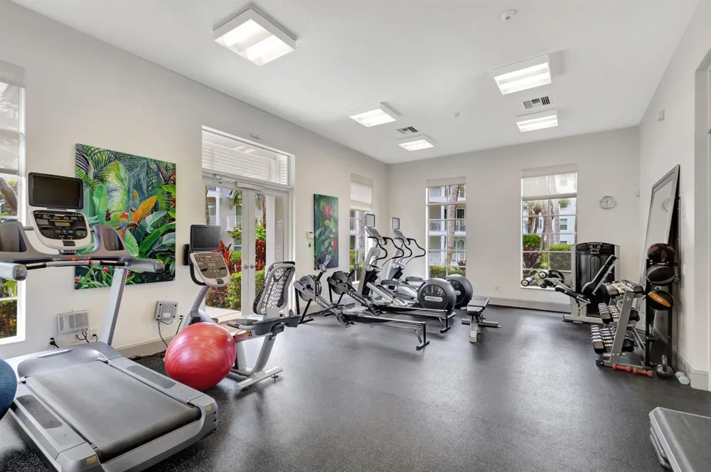 712 Bay Colony Drive S Juno Beach, FL 33408