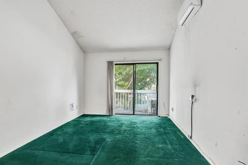 2027 Winners Circle North Lauderdale, FL 33068