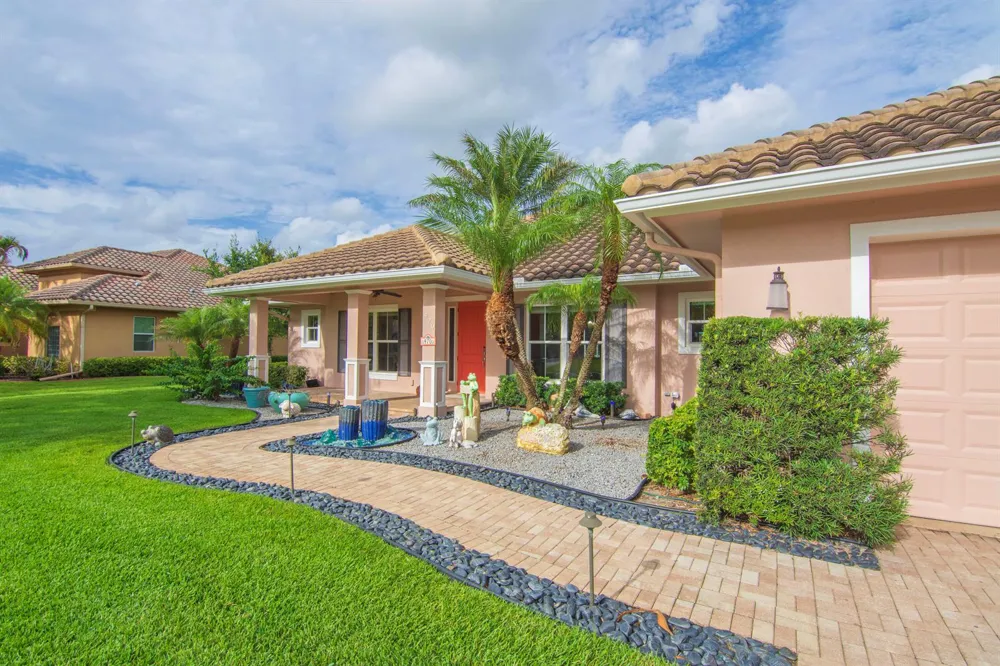 470 Pittman Avenue Vero Beach, FL 32968