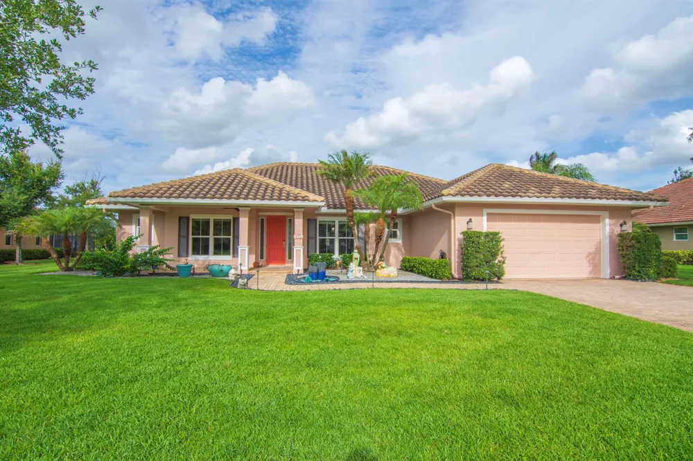 470 Pittman Avenue Vero Beach, FL 32968